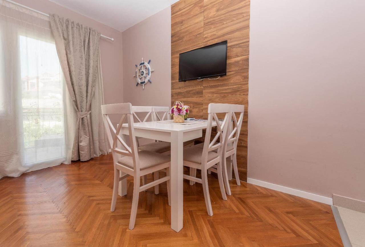 Ioannis Apartments Tivat Extérieur photo