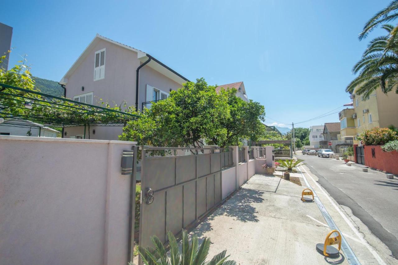Ioannis Apartments Tivat Extérieur photo