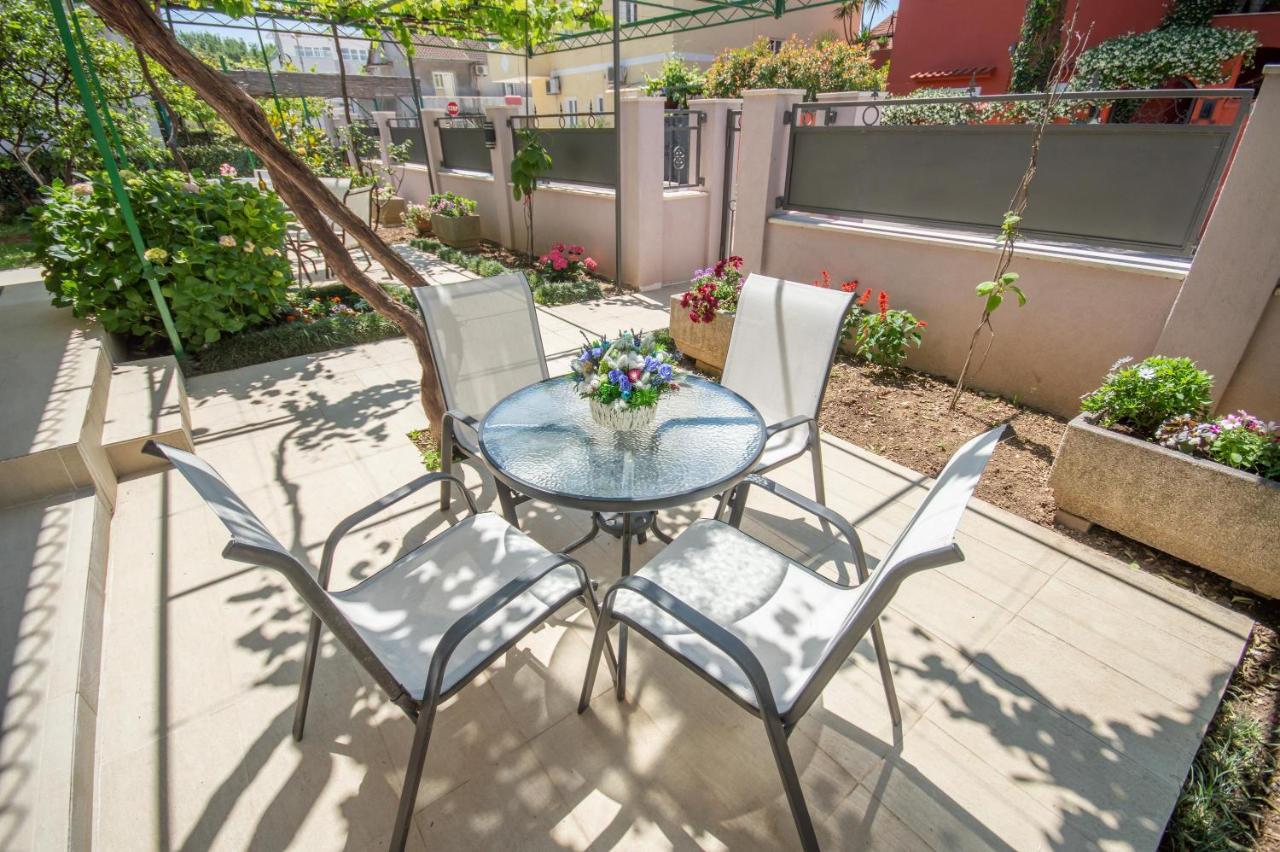 Ioannis Apartments Tivat Extérieur photo